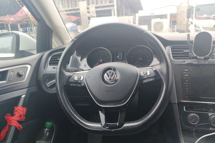 Volkswagen Golf 2020 #11 Volkswagen Golf 2020 car image #11