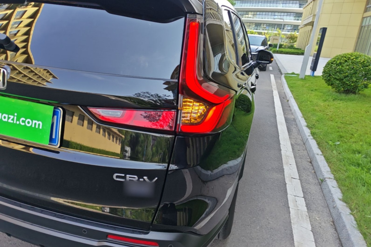 Honda CR-V 2025 car image #8