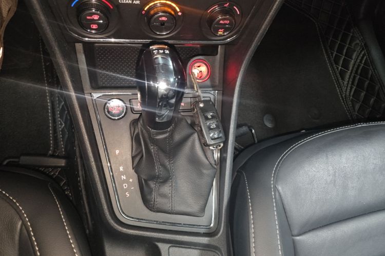 Volkswagen Lavida 2018 car image #14