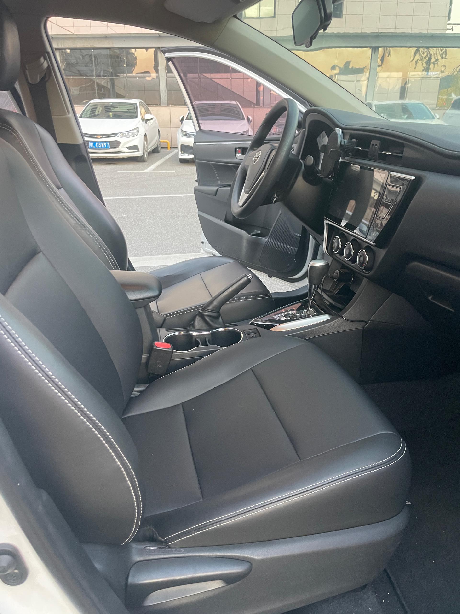 Toyota Corolla 2019 imagen de coche #9