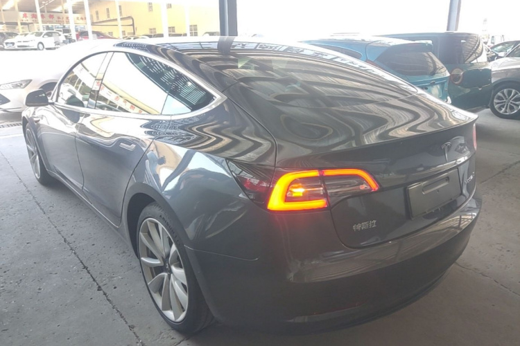 Tesla Model 3 2020 #5 Tesla Model 3 2020 immagine di auto #5