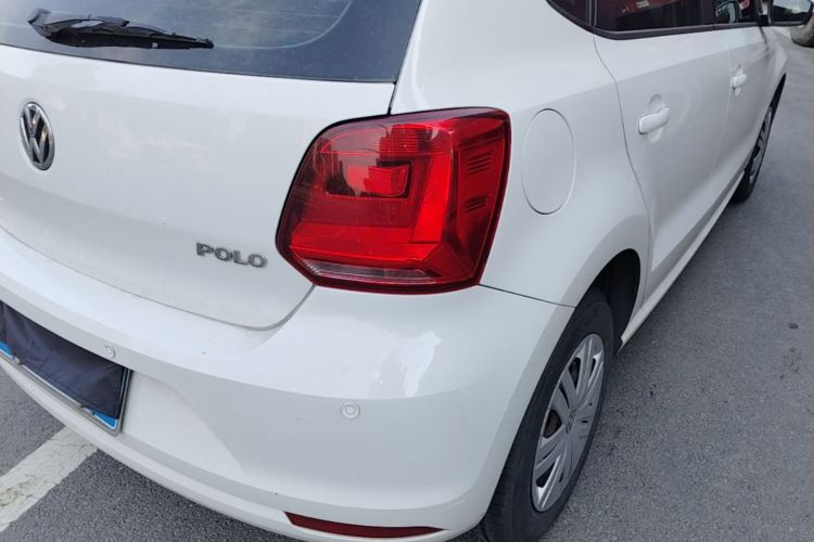 Volkswagen Polo 2018 car image #8