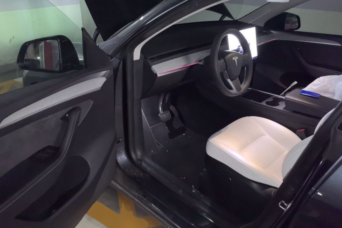 Tesla Model Y 2024 #23 Tesla Model Y 2024 car image #23