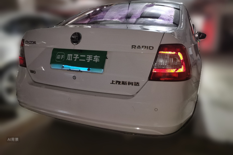 Skoda Rapid 2017 #7 Skoda Rapid 2017 car image #7