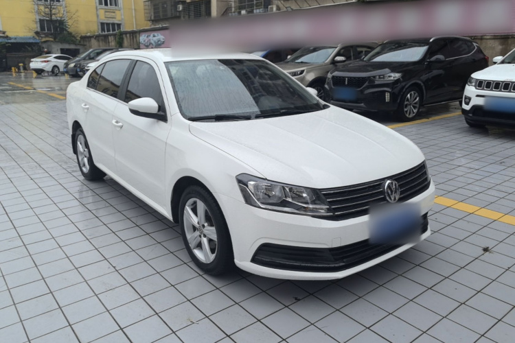 Volkswagen Lavida 2017 car image #4