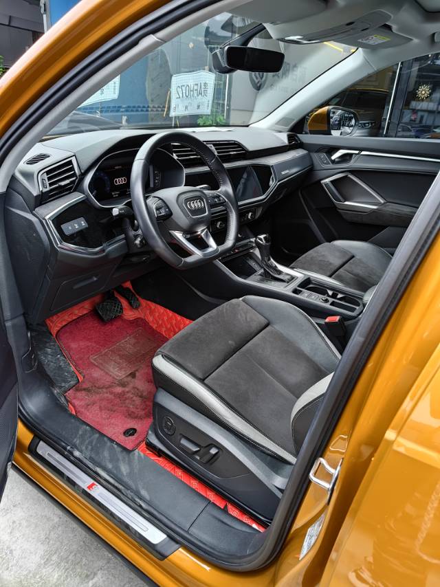 Audi Q3 2019 #4 Audi Q3 2019 car image #4