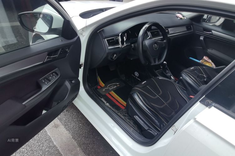 Volkswagen Bora 2018 car image #18