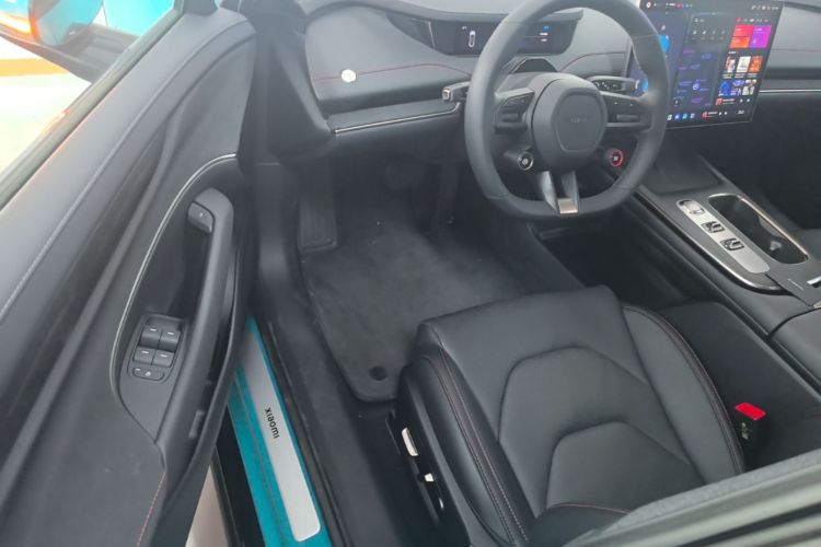 MI SU7 2024 car image #16