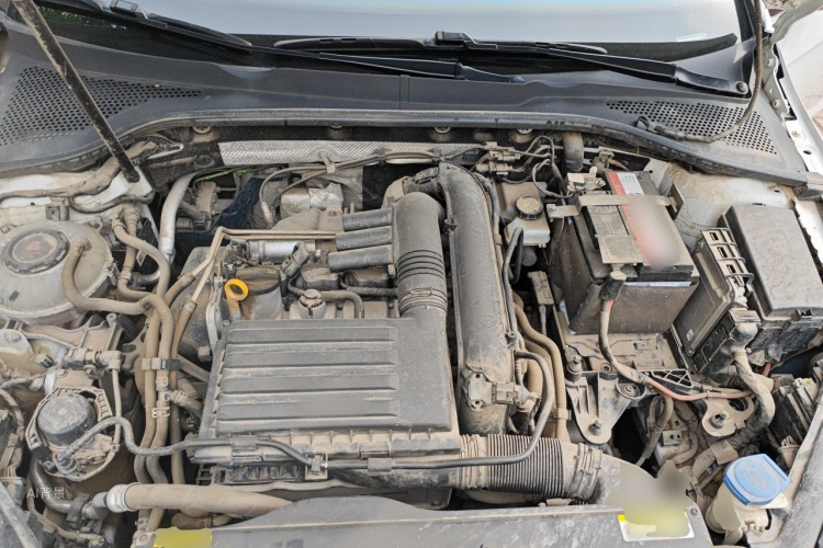 Volkswagen Golf 2020 car image #22