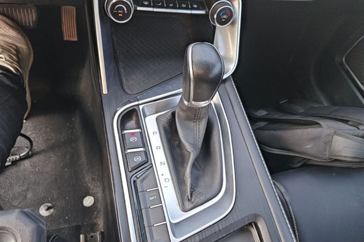 GEELY Binray 2021 #14 GEELY Binray 2021 car image #14