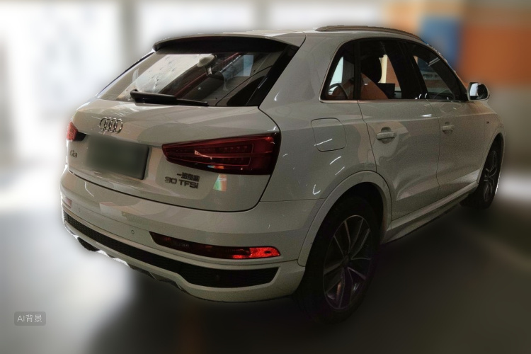 Audi Q3 2019 car image #7