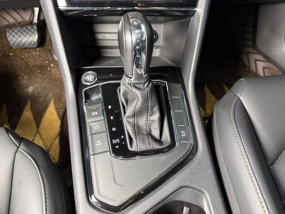 Volkswagen Tharu 2022 car image #15
