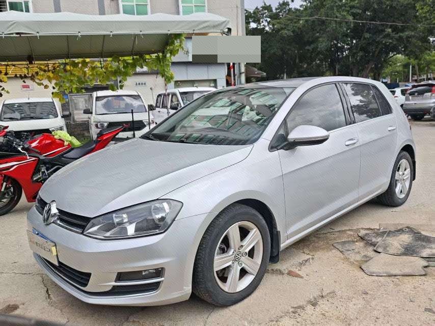 Volkswagen Golf 2015 car image 