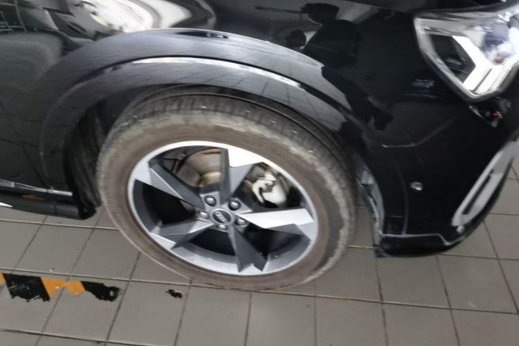 Audi Q3 2023 immagine di auto #9