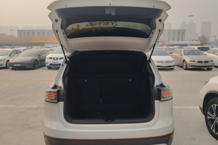 Volkswagen Tharu 2025 car image #19