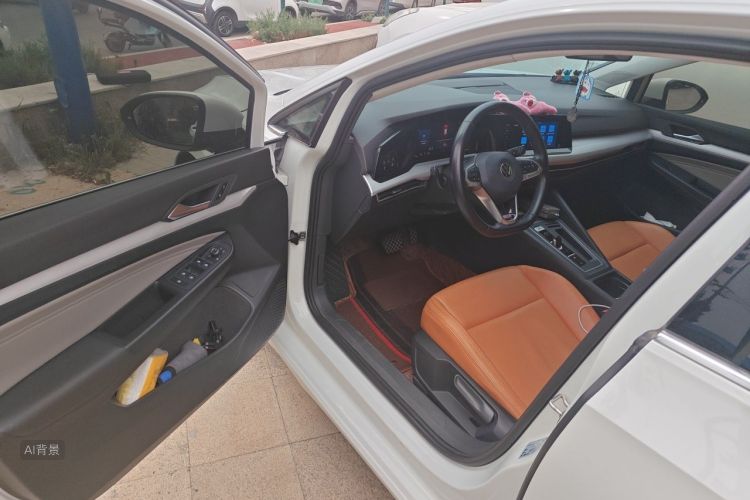 Volkswagen Golf 2021 car image #18