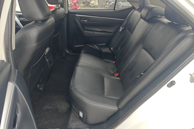 Toyota Corolla 2018 #17 Toyota Corolla 2018 car image #17