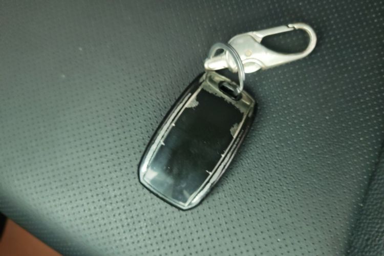 Kia KX1 2019 car image #9