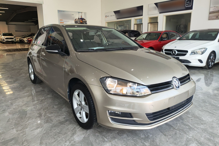 Volkswagen Golf 2017 изображение автомобиля #4