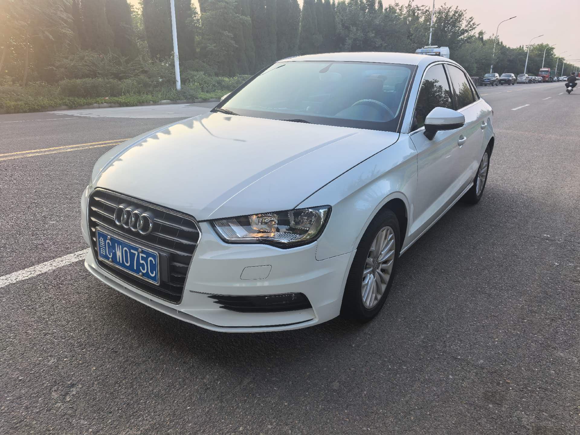 2015 immagine di auto 