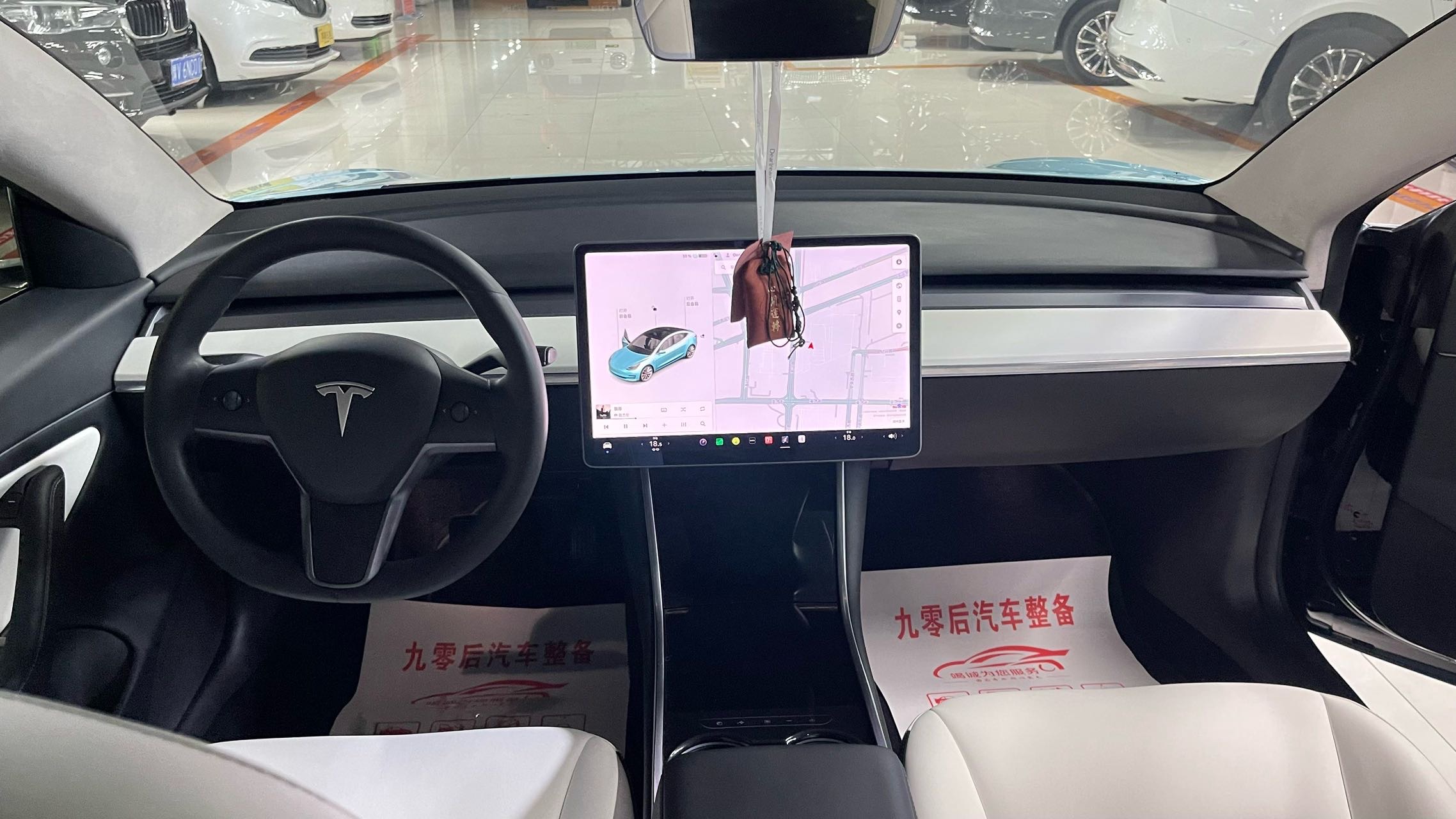 Tesla Model 3 2020 car image #5