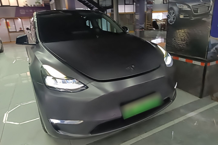 Tesla Model Y 2021 #4 Tesla Model Y 2021 car image #4