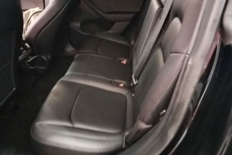 Tesla Model Y 2023 #17 Tesla Model Y 2023 car image #17