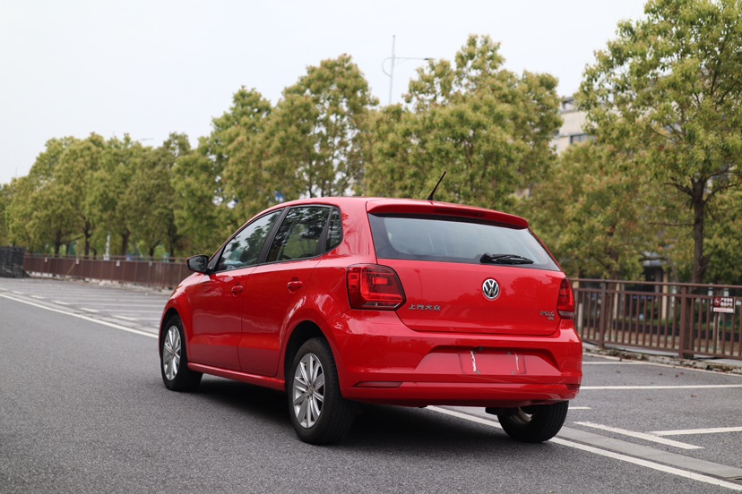 Volkswagen Polo 2018 car image #4