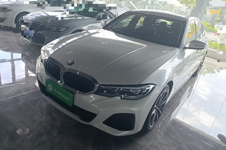 BMW 3 Series 2022 #2 BMW 3 Series 2022 car image #2