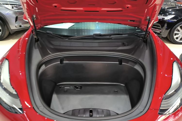 Tesla Model 3 2020 car image #22