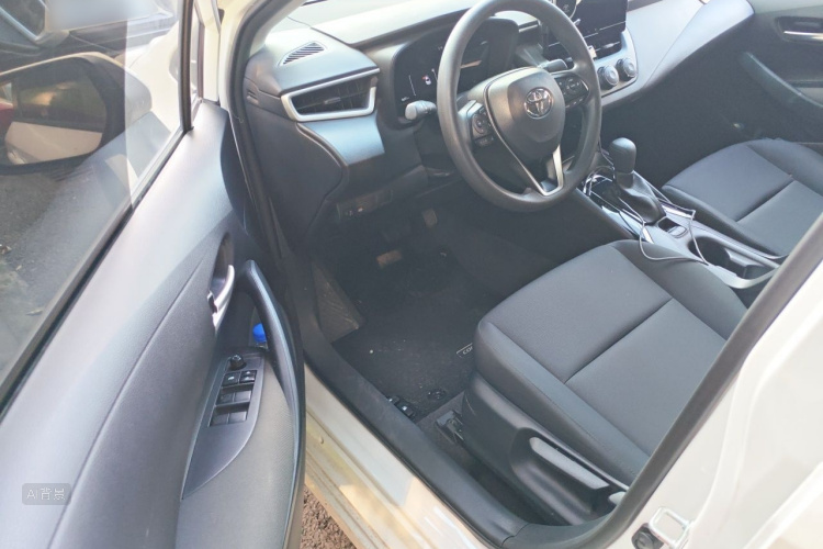 Toyota Corolla 2023 car image #18