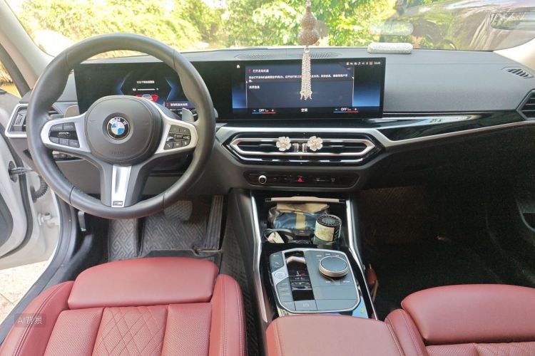 BMW 3 Series 2023 #11 BMW 3 Series 2023 car image #11