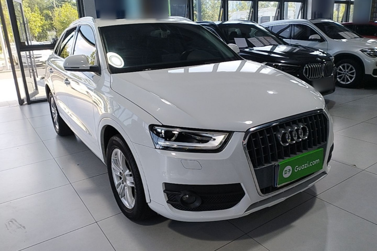 Audi Q3 2015 #4 Audi Q3 2015 car image #4