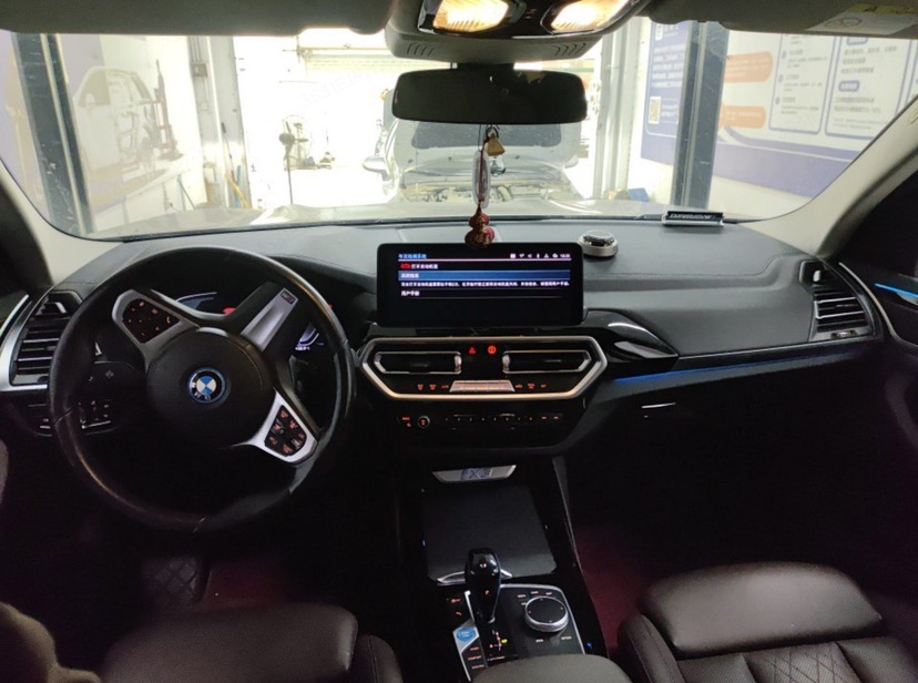 BMW iX3 2022 imagen de coche #4