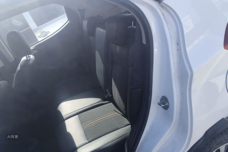 BYD Yuan 2017 #19 BYD Yuan 2017 car image #19