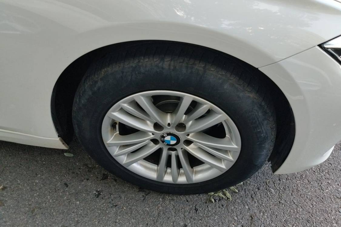 BMW 3 Series 2013 #9 BMW 3 Series 2013 car image #9