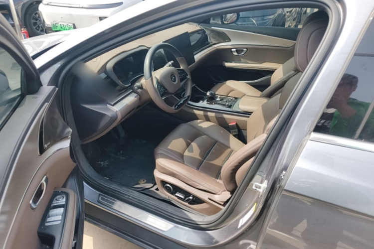 BYD Han 2021 car image #16