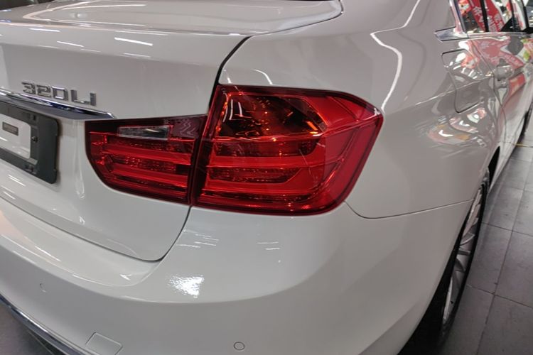 BMW 3 Series 2015 #3 BMW 3 Series 2015 car image #3