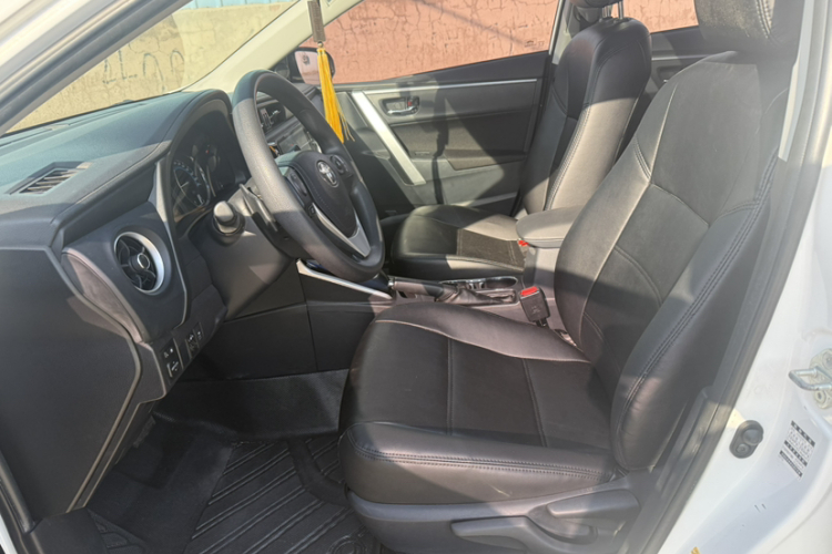 Toyota Corolla 2018 #9 Toyota Corolla 2018 car image #9