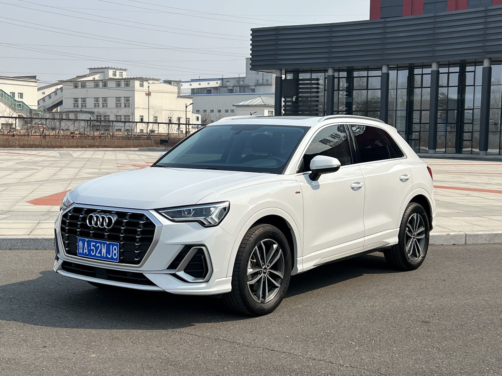 Audi Q3 2021 汽车图片 