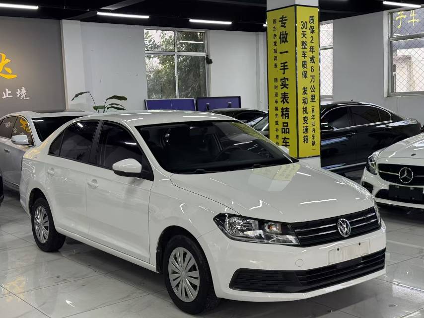 Volkswagen Santana 2016 car image #5