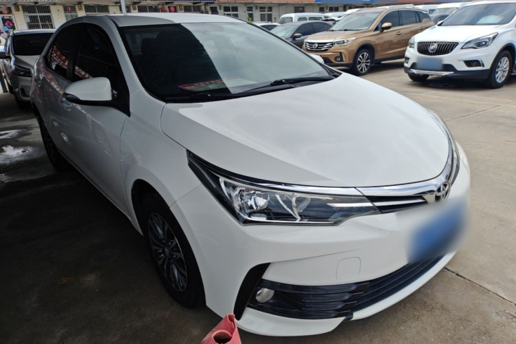 Toyota Corolla 2019 #4 Toyota Corolla 2019 изображение автомобиля #4