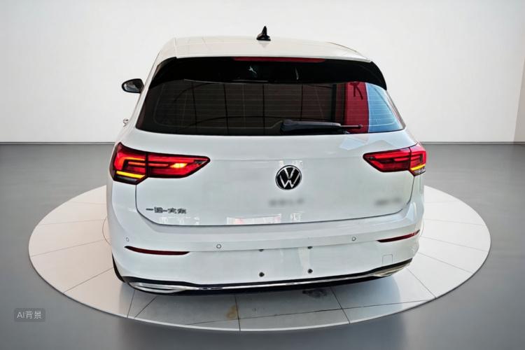 Volkswagen Golf 2022 car image #6