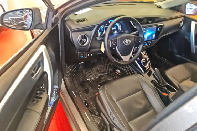 Toyota Corolla 2017 #12 Toyota Corolla 2017 car image #12