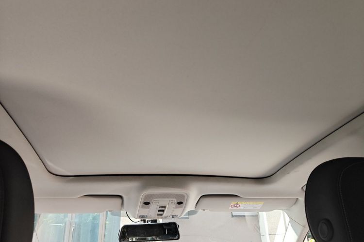 Audi Q3 2022 car image #16