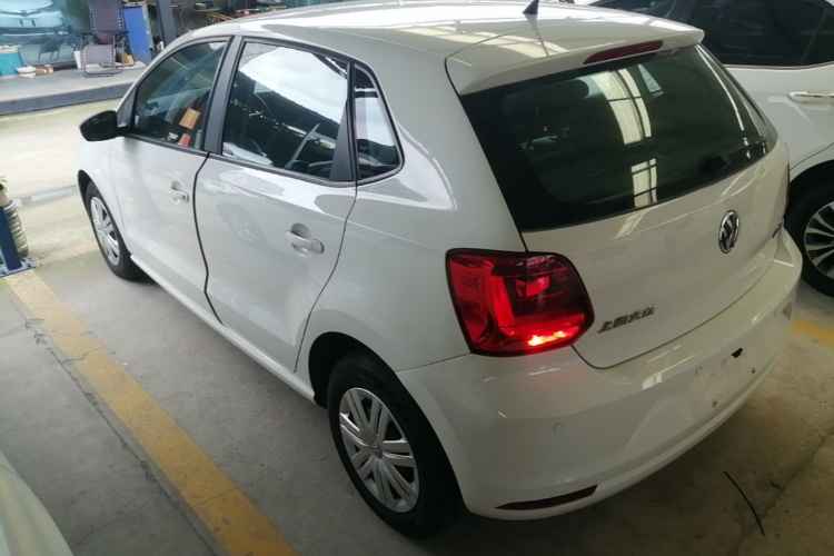 Volkswagen Polo 2016 #5 Volkswagen Polo 2016 car image #5