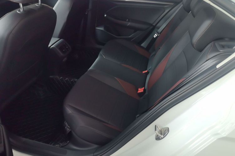 Volkswagen Bora 2021 صورة سيارة #17