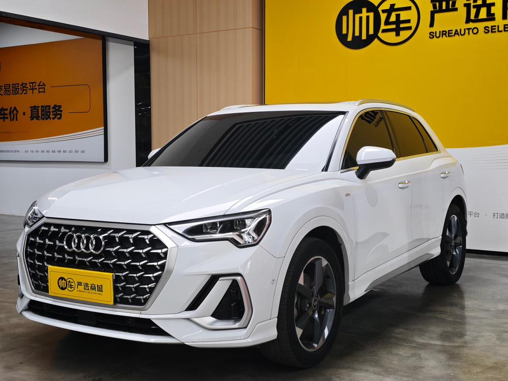 Audi Q3 2023 car image 