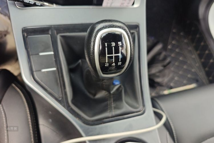 GEELY Emgrand 2020 car image #16