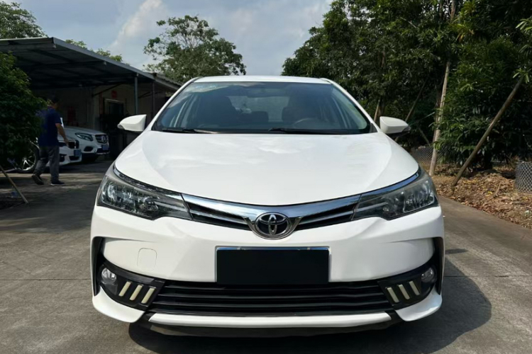 Toyota Corolla 2017 #3 Toyota Corolla 2017 car image #3